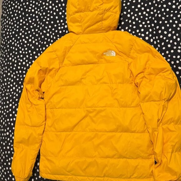 The Northface puffer jacket - Picture 2 of 5